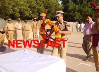 शहीद पुलिसकर्मियों