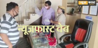 Police patrol open poll, burglary in jewelery showroom