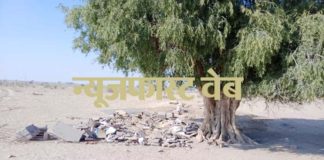 The ancient Shiva temple located in Junkbir area was broken, the sentiments of devotees hurt