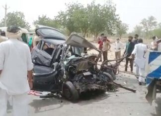 Four killed in road accident, dead body found on roadside