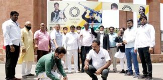 Bikaner distributed sweets on the victory of hockey team