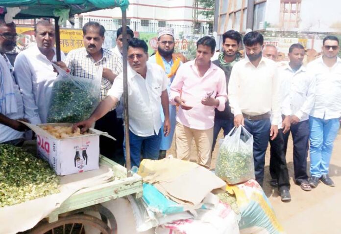 Congress OBC department celebrated its leader's birthday