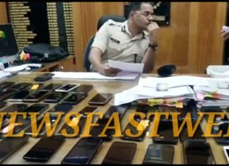 Mobiles worth thirty five lakh rupees recovered, police returned it to the people