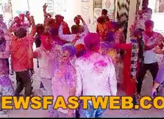 Amidst the busy schedule, policemen celebrated Holi with enthusiasm, watch video...