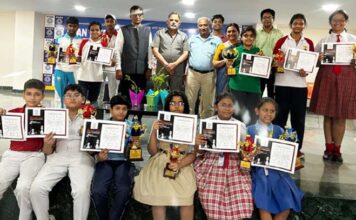 Ten year old boy Daksh Singh won the inter school chess competition.