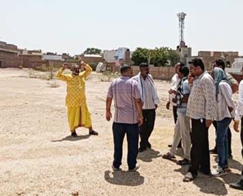 Religious meeting and Bhagwat Katha organized at the same place, cleaning work started