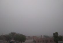 बीकानेर : रेत पूरी रात से शहर पर बरस रही है, बिना कोई आवाज किए।