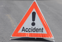 कारों की भिड़ंत में दो की मौत