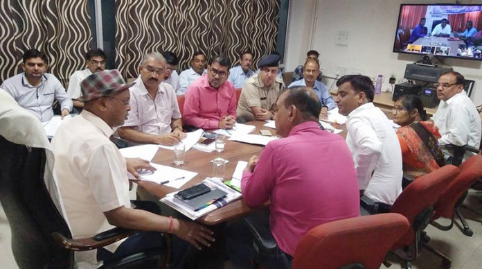 अवैध दूध डेयरियों अवैध दूध डेयरियों