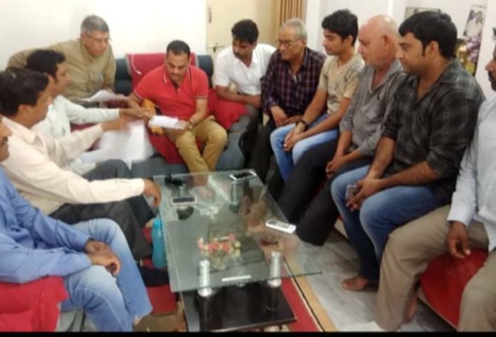 कांग्रेस पार्षदों कांग्रेस पार्षदों