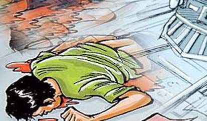 ट्रेन की चपेट ट्रेन की चपेट