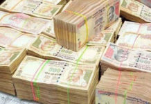 पड़ौसी मुल्क की साजिश, 500-1000 के नोट खरीद रहा पाक पड़ौसी मुल्क