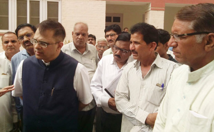 राजस्व मण्डल अध्यक्ष