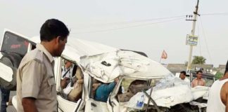 बोलेरो गाड़ी