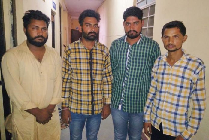 पांच पिस्तौल