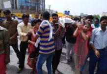 बेटियों ने निभाया बेटे का धर्म, पिता को दी मुखाग्नि बेटियों ने