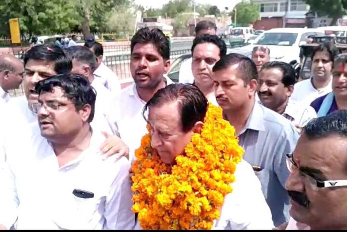 डॉ. कर्णसिंह यादव डॉ. कर्णसिंह यादव