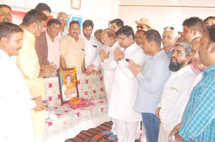 राजीव गांधी राजीव गांधी