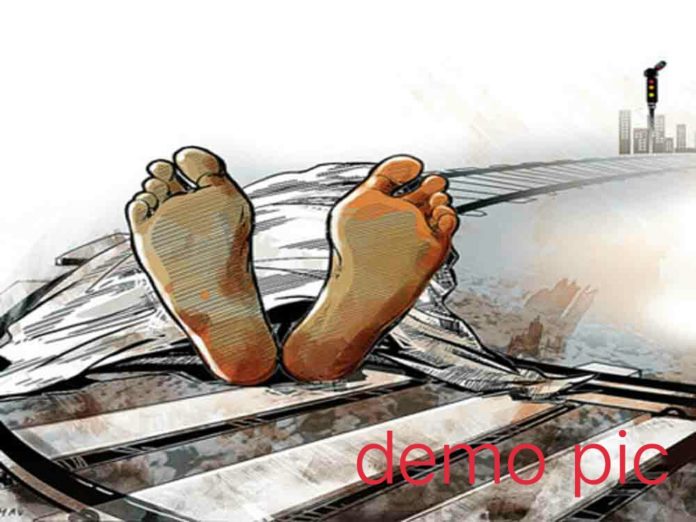 युवक का शव युवक का शव