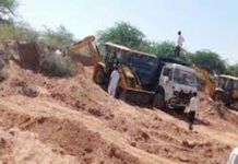 अवैध बजरी