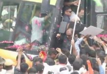 राहुल गांधी पहुंचे जयपुर, कांग्रेस का रोड-शो शुरू राहुल गांधी