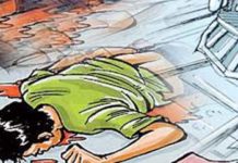 दो अलग स्थानों पर ट्रेन के आगे कूद कर खुदकुशी करने की कोशिश ट्रेन