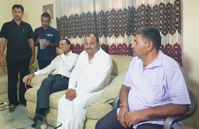 डूडी डूडी