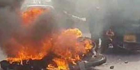 मतदान स्थल पर झगड़ा, गाड़ी फूंकी