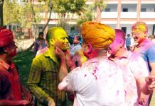 बीकानेर पुलिस ने खेली होली, मचाया धमाल… देखें वीडियो