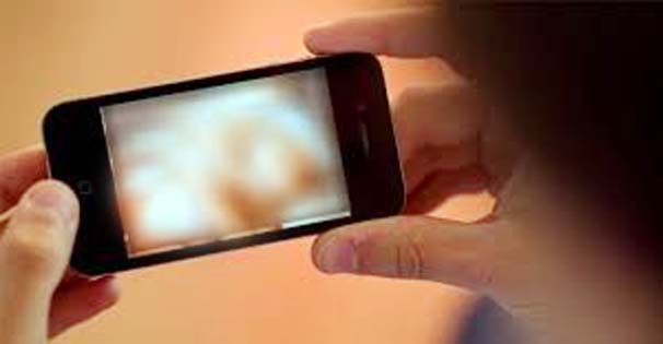 porn video on mobile