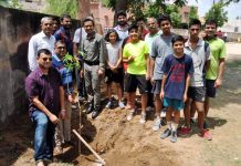 खिलाड़ियों ने लगाए पौधे, संरक्षण का लिया प्रण