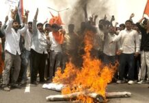 एबीवीपी ने फूंका पूर्व सीएम गहलोत का पुतला